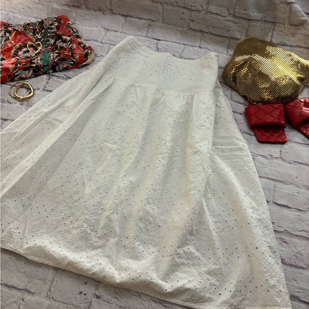 🔵Elegant White Eyelet Elastic Waist Lined Skirt